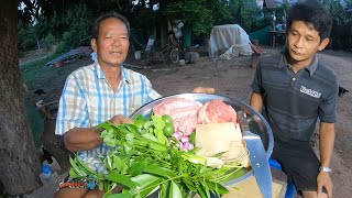 ก้อยหมูเหนียวๆ ลาบหมูสูตรช่างเอ็ม เมนูยามแลงๆ ฮ่วมทีมงานแซบอิหลี