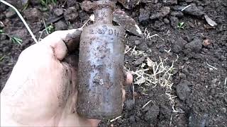 Antique Bottle Digging in Gaffney S.C. 3