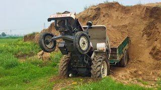Swaraj 855 Traktor Struggling Loaded Trolly