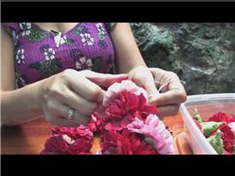 Making Hawaiian Leis : How to Make a Carnation Flower Lei Making Hawaiian Leis : How to Make a Carnation Flower Lei