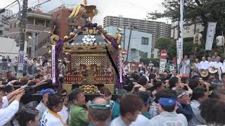 令和元年　千葉市中央＜登渡神社＞例大祭　神輿・差し上げ＝着座（鳥居前）