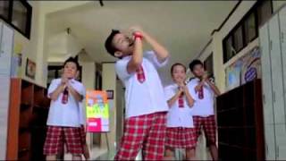 Download Mp3 UMAY - Pesta Sekolah Video Clip