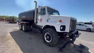 1986 International F2674 Water Truck