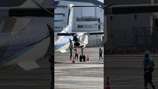 Cargo Door Close! ANA WINGS Bombardier DHC-8-402Q Dash 8 大阪国際（伊丹）空港 #Shorts