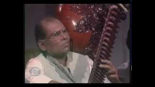 Rudraveena recital by Ustad Asad Ali Khan -  Part - 1
