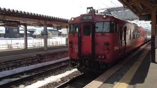 JR川部駅　奥羽本線 青森行き到着【キハ40系＋キハ48形・649D】　2021.03.05