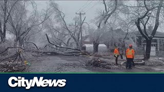 Quebec's devastating ice storm knocks out power to 1M, kills one man