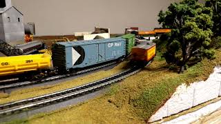 January 2024 HO Scale Product Review: Athearn Southern Pacific MOW Derrick Car