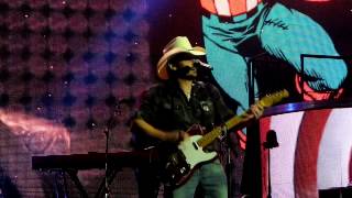 Brad Paisley 5-16-14 "American Saturday Night" Camden,NJ