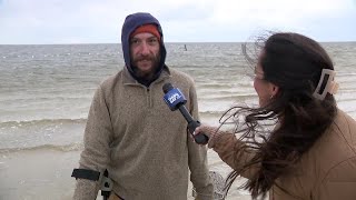 Snow flurries hit Florida as rare winter weather grips Tampa Bay area