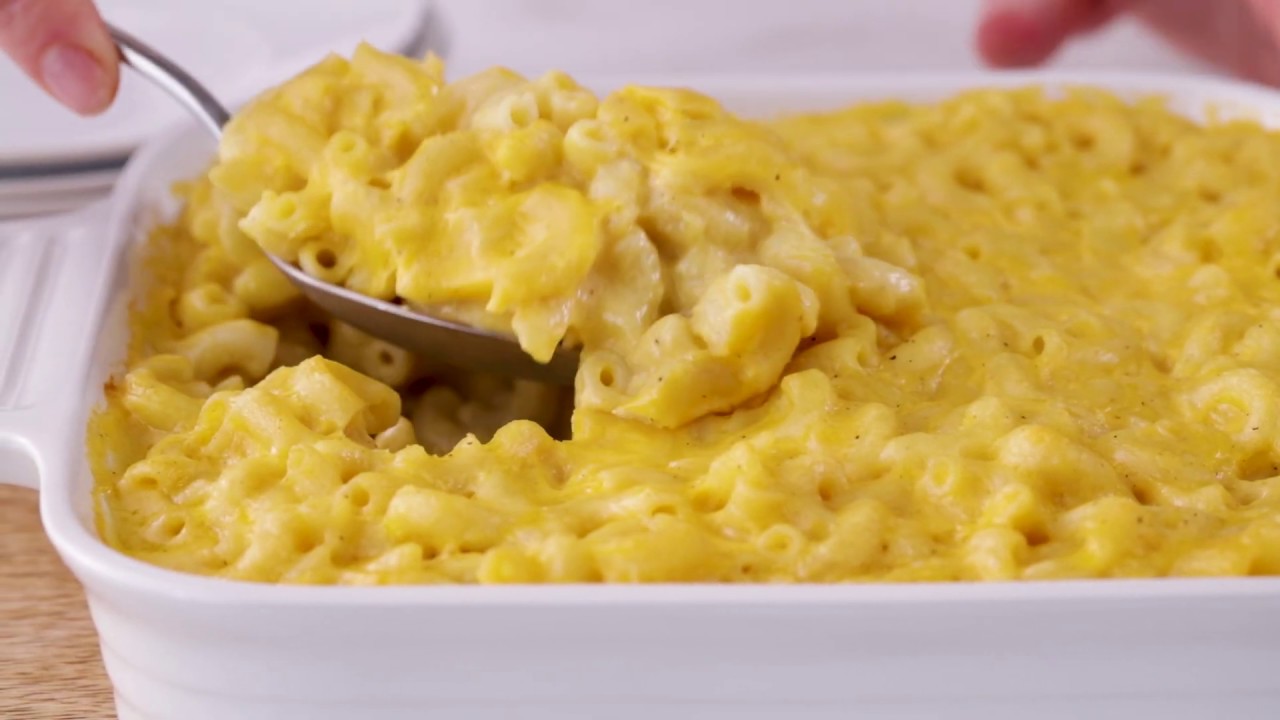 Family-Favorite Macaroni And Cheese | Betty Crocker Recipe - YouTube