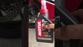 น้ำมันเครื่องไม่แดงไม่มีแรงบิด Motul 7100 หมูตุ๋นน้ำแดง🇫🇷❤️ #motul #motul7100 #cbr650r