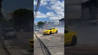 #Shorts  Camaro dando burnout.