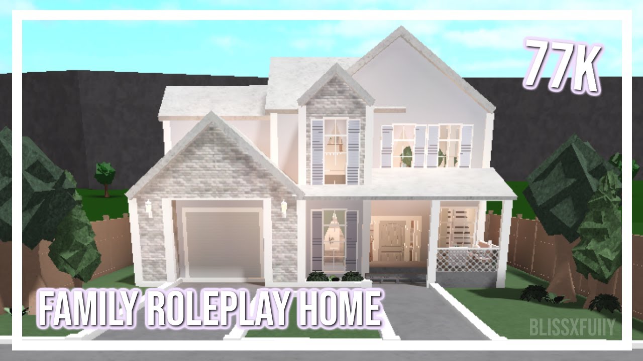 BLOXBURG || Family Roleplay Home Speedbuild || 77k - YouTube