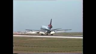 VIASA DC-10 landing at Lisbon airport