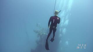 One Breath Freediving - AIDA2 Freediver Course over a Wreck!