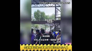 【操控著命運之杆】這位控制著過山車的工作人員太皮了