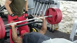 Lionel Beyeke blowing 170kg bench press