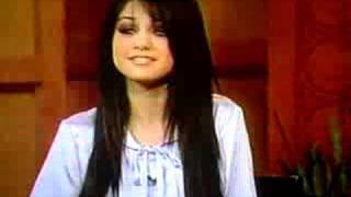 Selena Gomez Live this morning on Regis and Kelly Part1