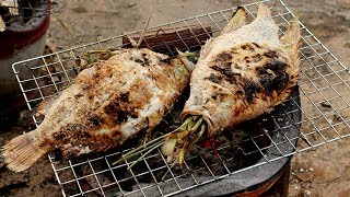 Salt grilled whole fish