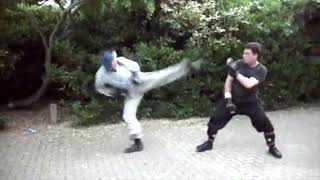 Jeet Kune Do Sparring - JKD Extreme Power Kicking -
