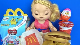 Baby Alive ağlayan bebeğim McDonalds Happy Meal hamburger yedi Kinder Joy sürpri