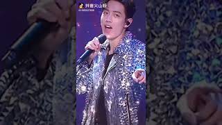 tiêu chiến. 肖战🥰🥰 可可爱爱(2)