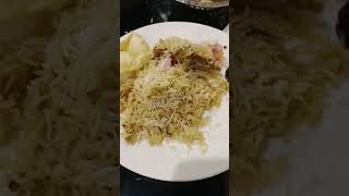 ഇതുപോലൊരു നല്ല ഭക്ഷണം.. ബിരിയാണി #biriyani #rahumaniya #youtubeshorts #viral #trending #food #foodie