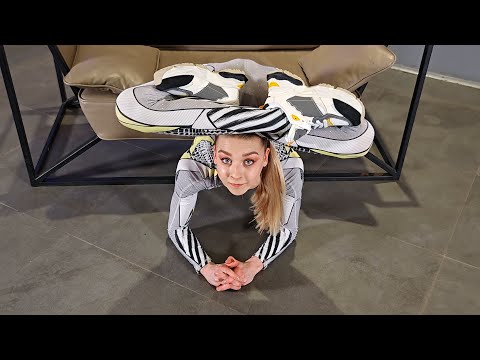Extreme contortion in sneakers. Backbending and yoga poses. Flexshow.