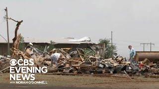 At least 4 killed, nearly a dozen hurt in Texas tornado