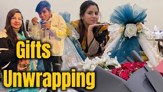 Gifts unwrapping🎁|| or cousins k sath outing🥰#shariffamily #viralvideos #YouTube # family #outing