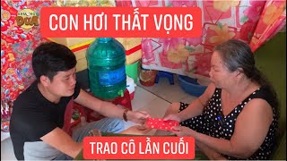 Trao tiền lần cuối cho chồng mù cụt tay và vợ tiểu đường, Khương Dừa hơi buồn xíu!!!