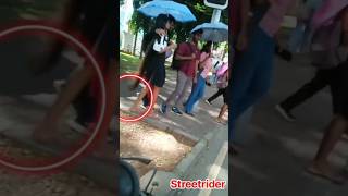 குடைக்குள் செல்லும் கூந்தல் அழகி|#streetrider|#shorts