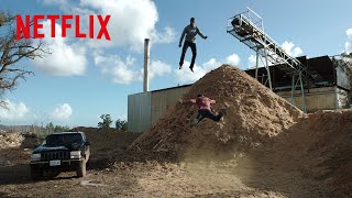 超能力を手に入れた高校生、空中浮遊し始める | クロニクル | Netflix Japan