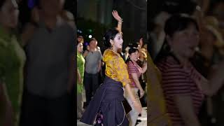 Sula, Tibetan dance beauty