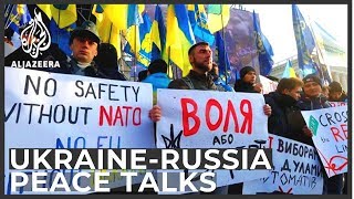 'No capitulation': Ukrainians rally before Russia summit