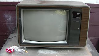 1982 RCA CTC110 19 Inch Color Television Evaluation using Vintage tv with modern digital signals