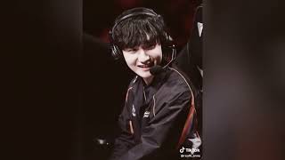 Hoa xuân chưa nở cũng tàn, kỉ niệm lẩn quẩn sao mà chưa tan  #tiktok #lck #leagueoflegends #lol