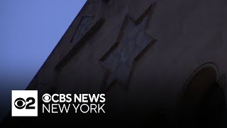 Multiple bomb threats reported at NYC synagogues, police say