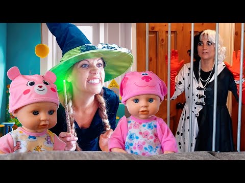 Cruella with Frozen Elsa, Maleficent, and Wicked Witch PRETEND PLAY with Baby Doll Princesses!