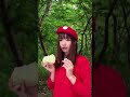 【やばい】ゴリラに狙われるヤバすぎる女！！a woman too dangerous to be targeted by gorillas