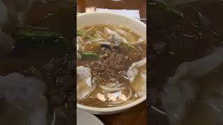 Aussie bogan dad tries Korean kalguksu? 미슐랭 칼국수 처음 먹어본 외국인