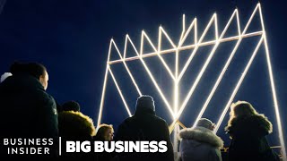 World's Largest Menorah Costs $40,000 Every Year | Big Business | Business Insider