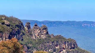 THAM QUAN DÃY NÚI BA CHỊ EM / THREE SISTERS / BLUE MOUNTAINS KATOOMBA ÁUTRALIA