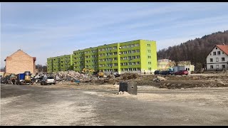 Wyburzone pawilony handlowe zniszczone w wyniku powodzi w Stroniu Śląskim. Stronie Śląskie powódź