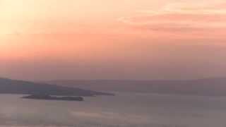 桜島に沈む秋の夕陽、牛根境の山中腹から、桜島きのこ噴煙雲