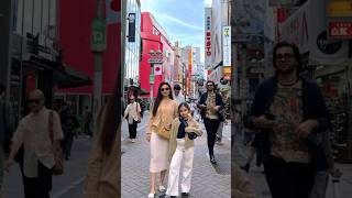 Nina Sabrina Ismail Sabri \u0026 Jeanelle Nika Mandagie || Shibuya Scramble Crossing