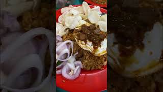 NASI GORENG BARBAR DI MEDAN INI BISA HABIS RIBUAN PORSI!