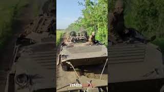 🔴 Ukrainians capture Soviet-era tanks from Russians to repurpose for counteroffensive