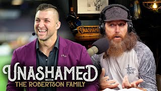 Jase Grapples with a Traumatic Memory of Granny’s Chickens \u0026 Tim Tebow Teaches Him a Lesson | 1038